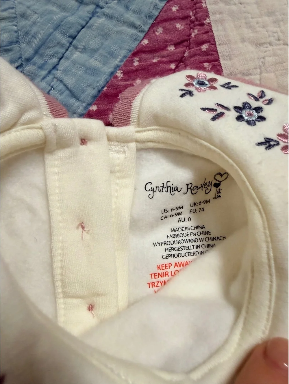 Cynthia Rowley Embroidered Floral Peter Pan Collar Sweatshirt Top Cream Pink
